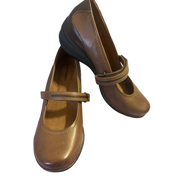 Brn/Taupe Hush Puppies Woman’s Sz 8.5, Slip On Comfort Shoes, Easy Strap around - Picture 2 of 9
